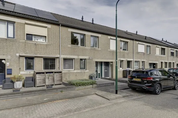 Tussenwoning te koop: Oudstraat 5, Hoge Akker Dongen