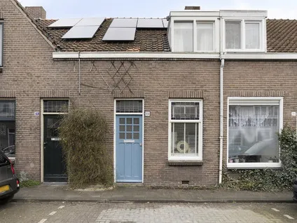 Tussenwoning te koop: Outshoornstraat 93, Bouwmeestersbuurt Zuid Tilburg