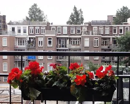 Room for rent: Overamstelstraat, Weesperzijde-Midden/Zuid Amsterdam