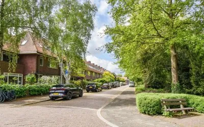 Tussenwoning te koop: Overburgkade 33, Voorburg West noord Voorburg