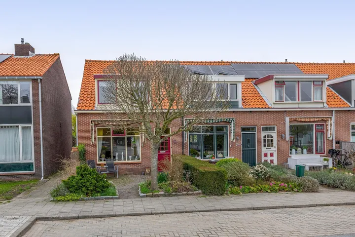 Hoekwoning te koop: Overgauwseweg 5, Zuidpolder Oude Leede Pijnacker