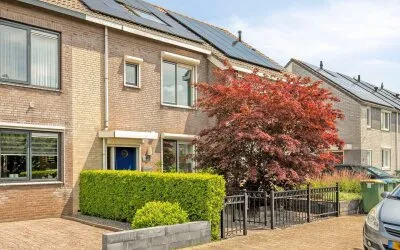 Tussenwoning te koop: Overkroetenlaan 52, Overkroeten Breda