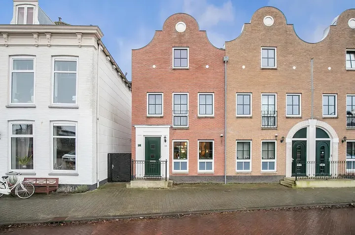 Hoekwoning te koop: Overschiesestraat 38, Singelkwartier Schiedam