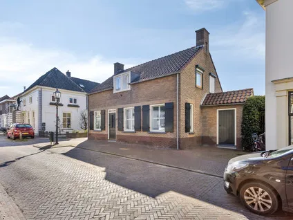 Vrijstaande woning te koop: Overstraat 40, Amerongen-Dorp Amerongen