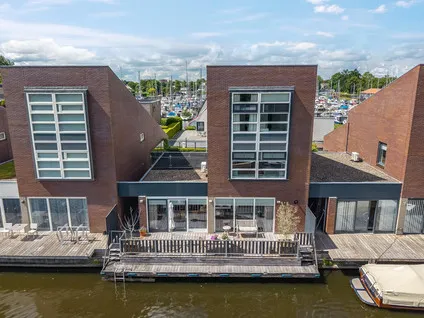 Vrijstaande woning te koop: Overtoom 16, De Domp Sneek