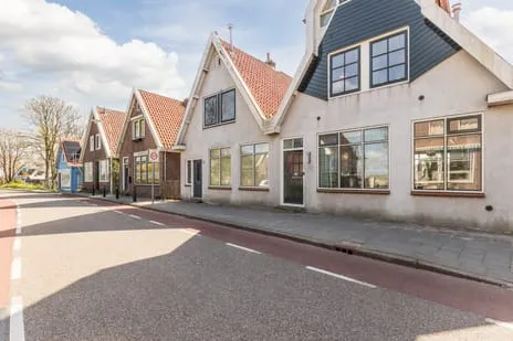 Hoekwoning te koop: Overtoom 17, Westzanerpolder Westzaan