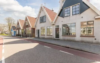 Hoekwoning te koop: Overtoom 17, Westzanerpolder Westzaan