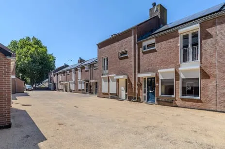 Tussenwoning te koop: Ovidiushof 6, Daalhof Maastricht