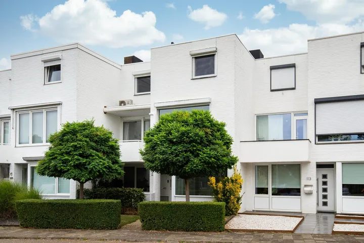 Terraced house for sale: Ovidiusstraat 111, Aarveld Heerlen