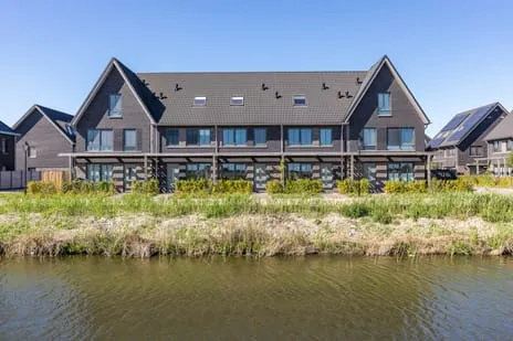 Tussenwoning te koop: Owen Chamberlainstraat 17, Nobelhorst Oost Almere