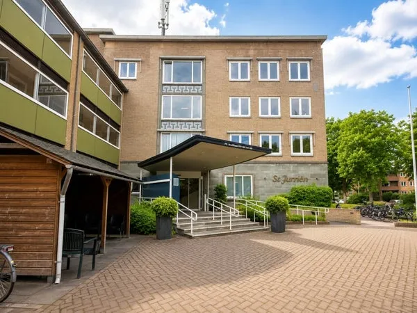 Woning te huur: P.C. Hooftlaan, Schrijversbuurt Deventer