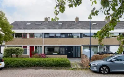 Tussenwoning te koop: P.W.A.Cort van der Lindenstraat 38, Oosterpark Harlingen