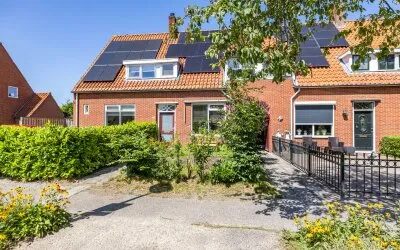 Tussenwoning te koop: P. Wierengaweg 28, Haren-Zuidoost Haren Gn