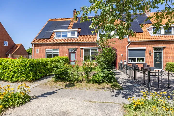 Tussenwoning te koop: P. Wierengaweg 28, Haren-Zuidoost Haren (Gr)