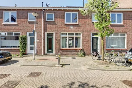 Tussenwoning te koop: P.C. Bothstraat 19, Ouwe Gouwe Gouda