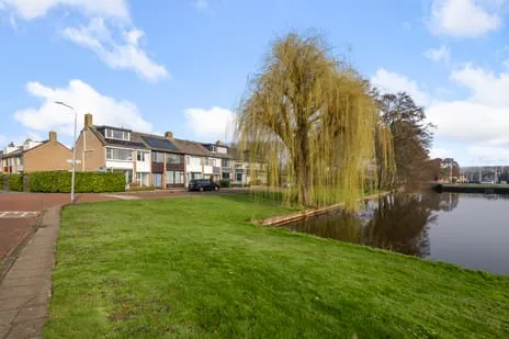Hoekwoning te koop: P.C. Hooftlaan 56, Zijdelwaard Uithoorn