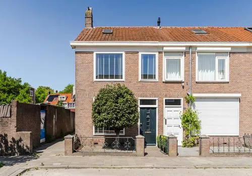 Hoekwoning te koop: P.C. Hooftstraat 17, Tilburg