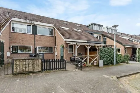Tussenwoning te koop: P.J.C.Gabriëlgaarde 4, Rade, Oranjebuurt, Munniksveen en omgeving Kortenhoef