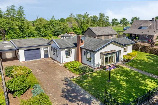 Detached house for sale: Paalberg 1, Verspreide huizen Mariahout Mariahout