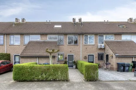 Tussenwoning te koop: Paardebloem 19, Cellesbroek Kampen