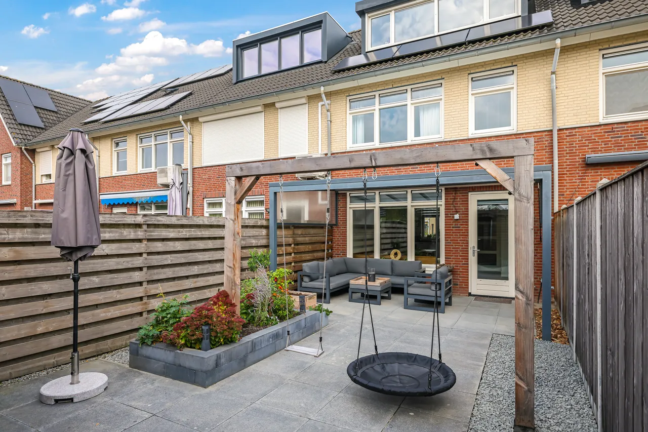 Tussenwoning te koop: Paardenbloem 48, Driel