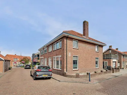 Hoekwoning te koop: Paardenmarkt 15, Yerseke - Kern Yerseke