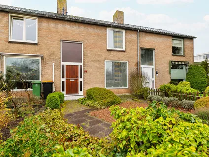 Tussenwoning te koop: Paauwenburgweg 59, Paauwenburg West Vlissingen