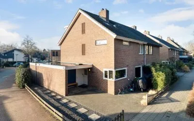 Hoekwoning te koop: Paddestoelweg 142, Paddestoelenbuurt Alphen Aan Den Rijn