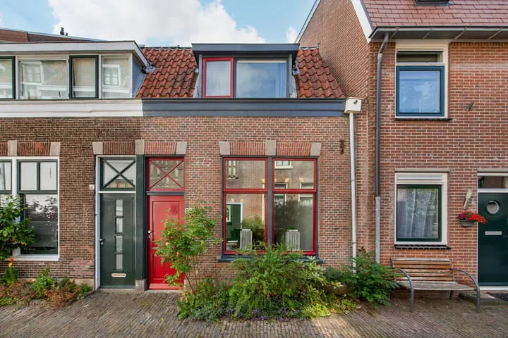 Tussenwoning te koop: Pakhuisstraat 6, Levendaal-Oost Leiden
