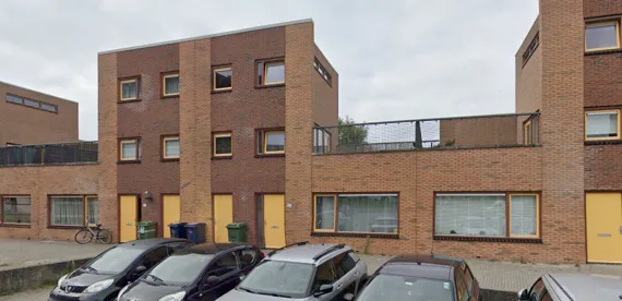 Tussenwoning te huur: Palembangweg 25, Indische Buurt West Almere