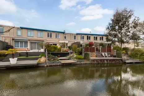 Tussenwoning te koop: Palissander 176, Palissander en omgeving Dordrecht