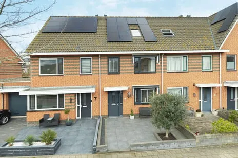 Tussenwoning te koop: Palissanderhout 5, Vrijenburg Barendrecht