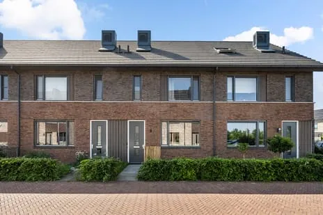 Tussenwoning te koop: Paltrokmolen 27, Breezicht Zwolle