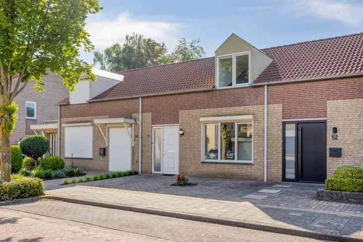 Terraced house for sale: Paltrokmolen 54, Molenakker Weert