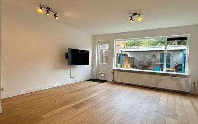 Tussenwoning te koop: Pandorinastraat 10, Kadoelen Amsterdam
