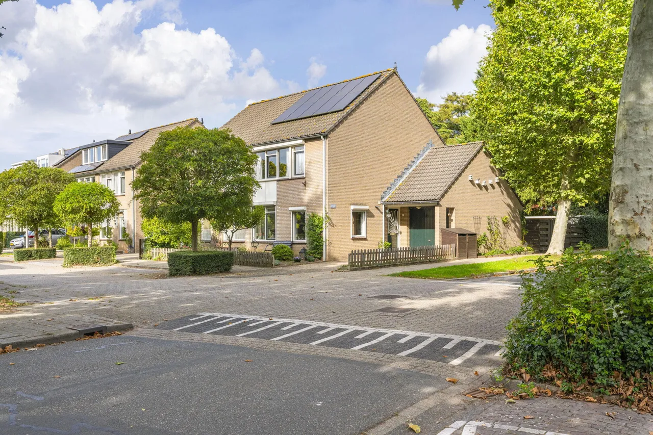 Hoekwoning te koop: Panheelstraat 2, Arnhem
