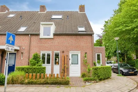 Hoekwoning te koop: Pannenschuurlaan 164, omg. Bej.Centrum/Molen Oisterwijk
