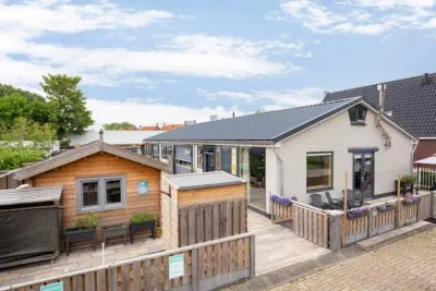 Vrijstaande woning te koop: Papaverpad 1, Hoogwerf-Zuid Spijkenisse