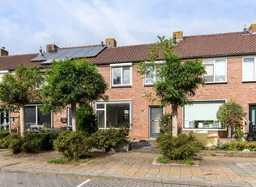 Tussenwoning te koop: Papaverstraat 12, Alblasserdam