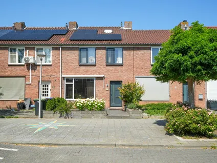 Tussenwoning te koop: Papaverstraat 20, Florabuurt Alblasserdam