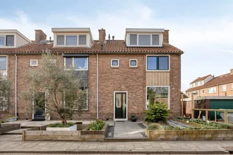 Hoekwoning te koop: Papaverstraat 29, Florabuurt Alblasserdam