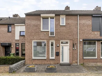 Tussenwoning te koop: Papaverweerd 23, Heugem Maastricht