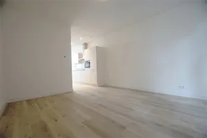Woning te huur: Paradijslaan, Nieuw Crooswijk Rotterdam
