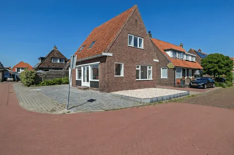 Vrijstaande woning te koop: Parallelstraat 1, Grou Grou