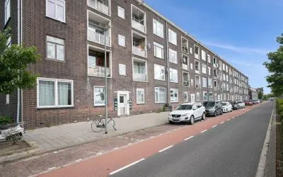 Appartement te koop: Parallelweg 110D, Vlaardingen