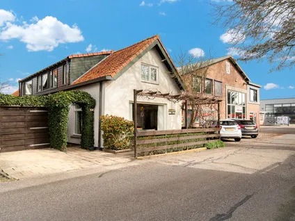 Vrijstaande woning te koop: Parallelweg 26, Klaaswaal Woonkern Klaaswaal