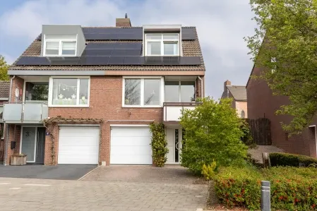 Twee-onder-één-kap te koop: Parallelweg 35, Valkenburg