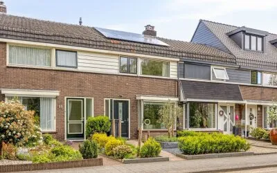 Tussenwoning te koop: Parallelweg 56, Veenendaal