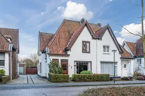 Semi-detached for sale: Parallelweg 57, Centrum Geldrop
