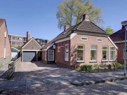 Vrijstaande woning te koop: Parallelweg 73, Westerpark Hoogezand